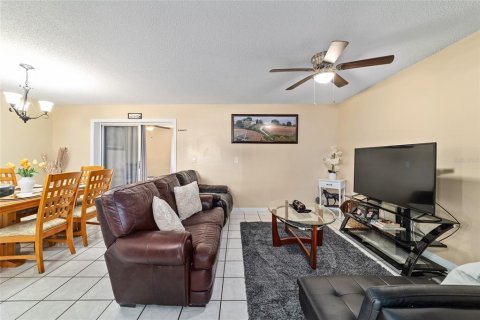 House in Ocala, Florida 2 bedrooms, 114.55 sq.m. № 1869323 - photo 23