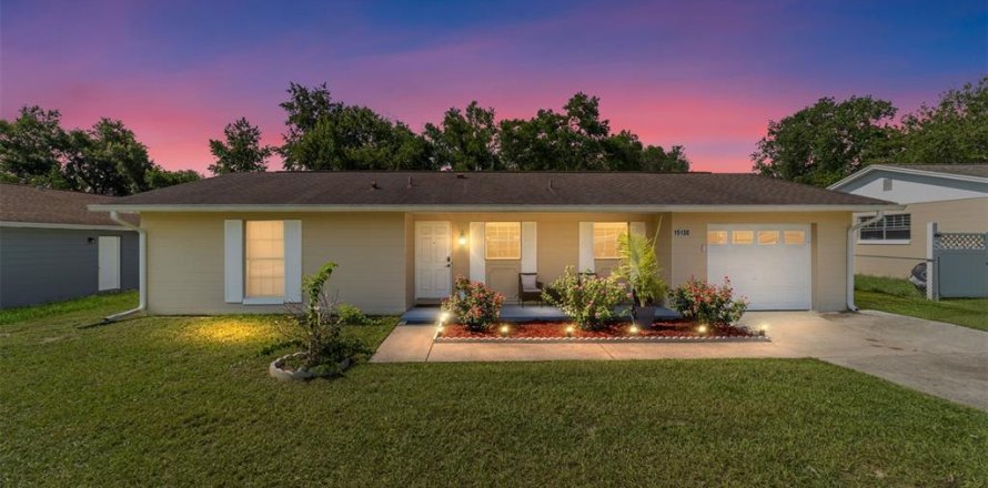 House in Ocala, Florida 2 bedrooms, 114.55 sq.m. № 1869323