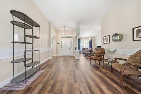 House in Mount Dora, Florida 3 bedrooms, 205.69 sq.m. № 2285326 - photo 8