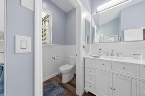 House in Mount Dora, Florida 3 bedrooms, 205.69 sq.m. № 2285326 - photo 28