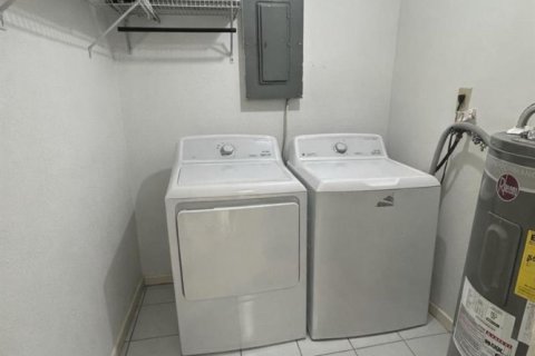 Adosado en venta en West Palm Beach, Florida, 3 dormitorios, 119.94 m2 № 2089493 - foto 9