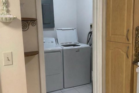 Adosado en venta en West Palm Beach, Florida, 3 dormitorios, 119.94 m2 № 2089493 - foto 10