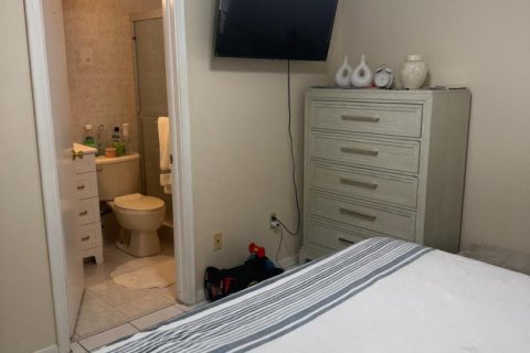 Adosado en venta en West Palm Beach, Florida, 3 dormitorios, 119.94 m2 № 2089493 - foto 13