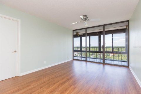 Condominio en venta en Tampa, Florida, 2 dormitorios, 95.88 m2 № 1843885 - foto 9