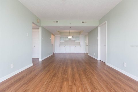 Condominio en venta en Tampa, Florida, 2 dormitorios, 95.88 m2 № 1843885 - foto 11