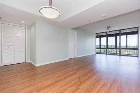 Condominio en venta en Tampa, Florida, 2 dormitorios, 95.88 m2 № 1843885 - foto 6