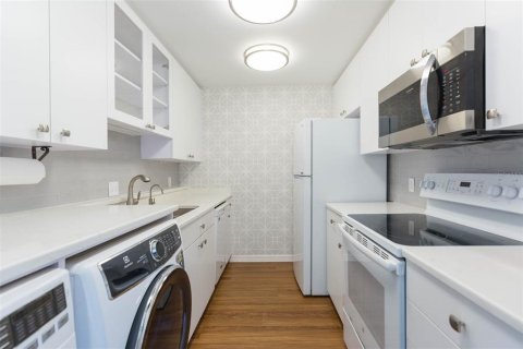 Condominio en venta en Tampa, Florida, 2 dormitorios, 95.88 m2 № 1843885 - foto 15