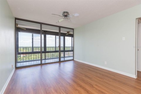 Condominio en venta en Tampa, Florida, 2 dormitorios, 95.88 m2 № 1843885 - foto 10