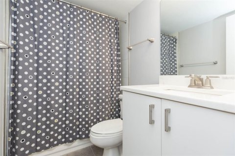 Condominio en venta en Tampa, Florida, 2 dormitorios, 95.88 m2 № 1843885 - foto 21