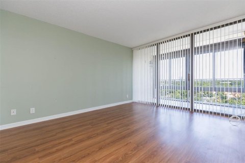 Condominio en venta en Tampa, Florida, 2 dormitorios, 95.88 m2 № 1843885 - foto 23