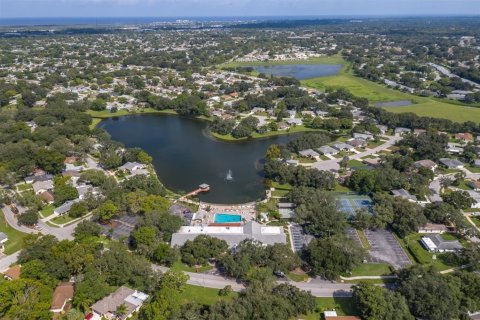 House in Port Richey, Florida 2 bedrooms, 139.26 sq.m. № 1847522 - photo 19