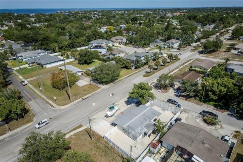 House in Palm Harbor, Florida 3 bedrooms, 130.43 sq.m. № 2391540 - photo 3