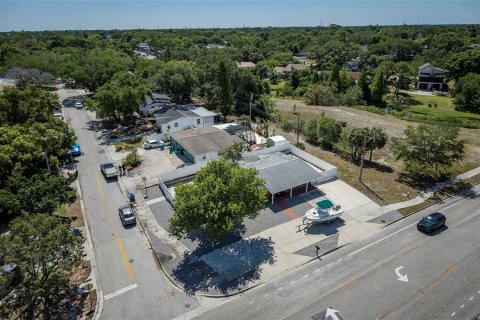House in Palm Harbor, Florida 3 bedrooms, 130.43 sq.m. № 2391540