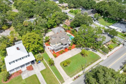 House in Kissimmee, Florida 4 bedrooms, 324.41 sq.m. № 1900071 - photo 2
