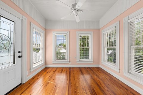 House in Kissimmee, Florida 4 bedrooms, 324.41 sq.m. № 1900071 - photo 19