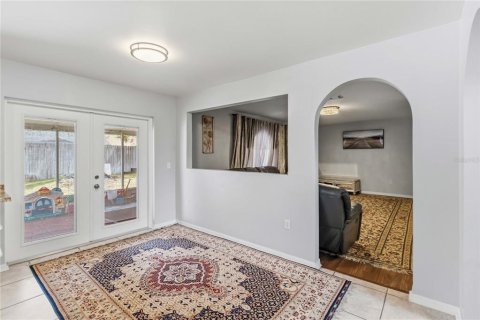 House in Sanford, Florida 4 bedrooms, 201.6 sq.m. № 2232597 - photo 9