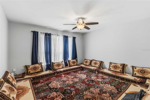 House in Sanford, Florida 4 bedrooms, 201.6 sq.m. № 2232597 - photo 11