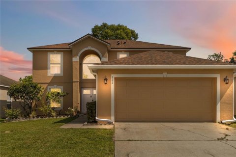 House in Sanford, Florida 4 bedrooms, 201.6 sq.m. № 2232597