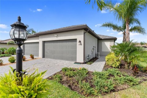 House in Bradenton, Florida 3 bedrooms, 131.36 sq.m. № 1840344 - photo 2