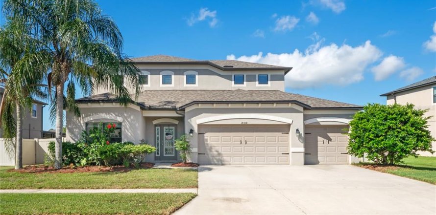 Casa en Spring Hill, Florida 4 dormitorios, 255.48 m2 № 1791158