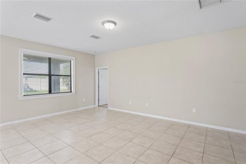 Casa en venta en Spring Hill, Florida, 4 dormitorios, 255.48 m2 № 1791158 - foto 7