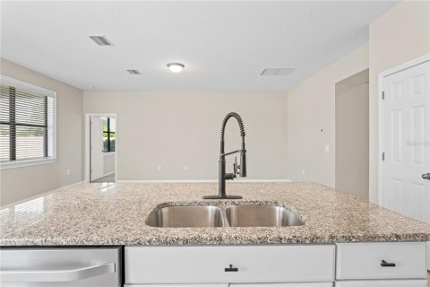 Casa en venta en Spring Hill, Florida, 4 dormitorios, 255.48 m2 № 1791158 - foto 14