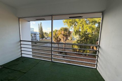 Copropriété à louer à West Palm Beach, Floride: 2 chambres, 79.25 m2 № 2338466 - photo 11