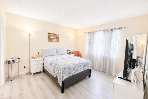 Copropriété à louer à West Palm Beach, Floride: 2 chambres, 79.25 m2 № 2338466 - photo 6