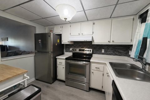 Copropriété à louer à West Palm Beach, Floride: 2 chambres, 79.25 m2 № 2338466 - photo 2