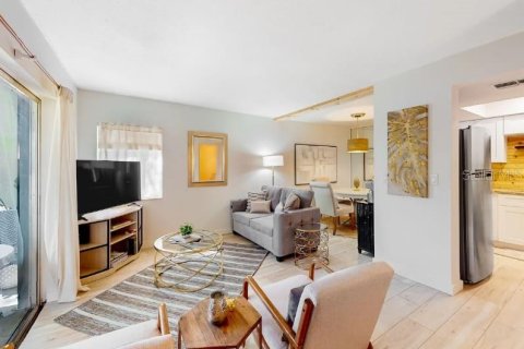 Copropriété à louer à Clearwater, Floride: 2 chambres, 79.25 m2 № 2118273 - photo 5