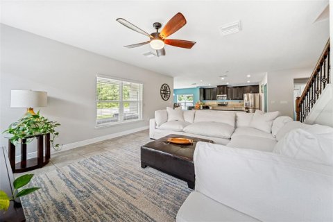 House in Land O' Lakes, Florida 4 bedrooms, 237.83 sq.m. № 1783455 - photo 15