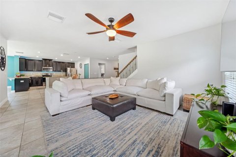 House in Land O' Lakes, Florida 4 bedrooms, 237.83 sq.m. № 1783455 - photo 13
