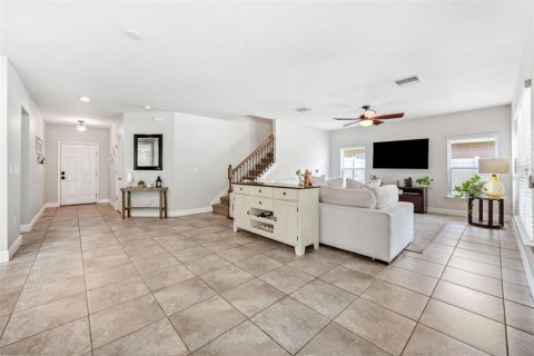 House in Land O' Lakes, Florida 4 bedrooms, 237.83 sq.m. № 1783455 - photo 14