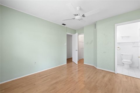 Villa ou maison à vendre à Saint Petersburg, Floride: 4 chambres, 154.22 m2 № 1907442 - photo 18