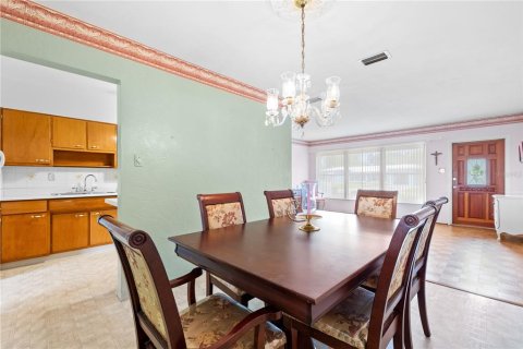 Villa ou maison à vendre à Saint Petersburg, Floride: 4 chambres, 154.22 m2 № 1907442 - photo 9