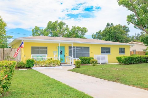 Villa ou maison à vendre à Saint Petersburg, Floride: 4 chambres, 154.22 m2 № 1907442 - photo 5