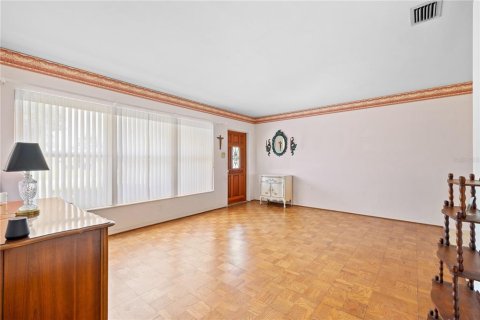 Villa ou maison à vendre à Saint Petersburg, Floride: 4 chambres, 154.22 m2 № 1907442 - photo 6
