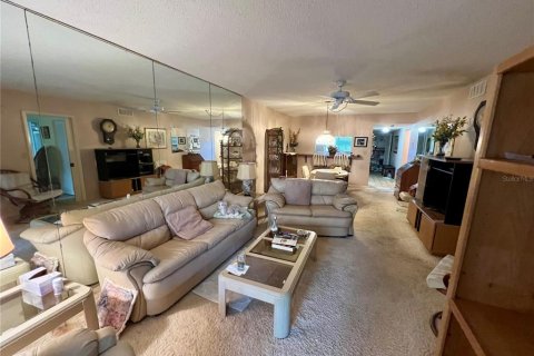 Copropriété à vendre à Clearwater, Floride: 2 chambres, 107.77 m2 № 1893572 - photo 4
