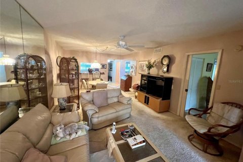 Copropriété à vendre à Clearwater, Floride: 2 chambres, 107.77 m2 № 1893572 - photo 3