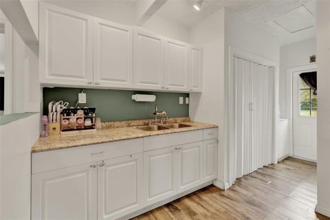 Casa en venta en Tavares, Florida, 2 dormitorios, 94.39 m2 № 1782872 - foto 7