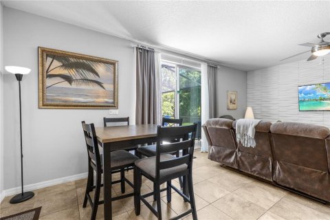 Villa ou maison à vendre à Kissimmee, Floride: 6 chambres, 284.47 m2 № 1876469 - photo 10