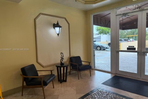 Condominio en alquiler en Miami, Florida, 1 dormitorio, 58.53 m2 № 2397995 - foto 12