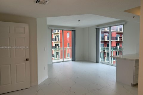 Condominio en Miami, Florida, 1 dormitorio № 2397995