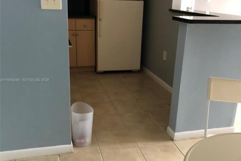 Снять в аренду кондоминиум в Хайалиа, Флорида 1 спальня, 63.08м2, № 2025896 - фото 7