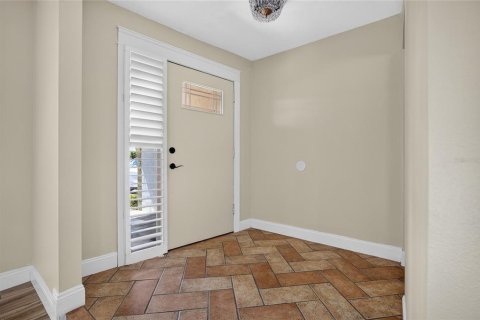 Casa en venta en Punta Gorda, Florida, 2 dormitorios, 131.36 m2 № 2383789 - foto 5