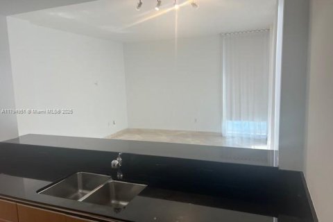 Купить кондоминиум в Майами, Флорида 2 спальни, № 1964830 - фото 5