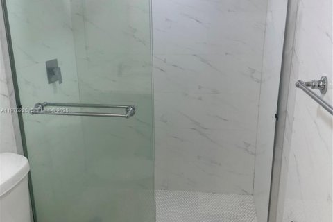 Appartement à louer à Doral, Floride: 1 chambre, 75.25 m2 № 2042895 - photo 9