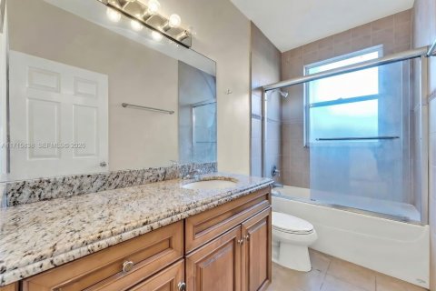 Villa ou maison à vendre à Coral Springs, Floride: 5 chambres, 317.54 m2 № 1470920 - photo 19