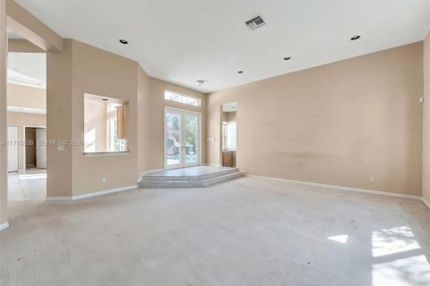 Villa ou maison à vendre à Coral Springs, Floride: 5 chambres, 317.54 m2 № 1470920 - photo 11