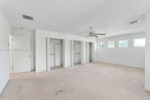 Villa ou maison à vendre à Coral Springs, Floride: 5 chambres, 317.54 m2 № 1470920 - photo 23